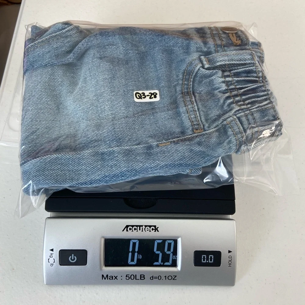 NWOT baby light wash‎ denim elastic button straight cut jeans size 3-6 months